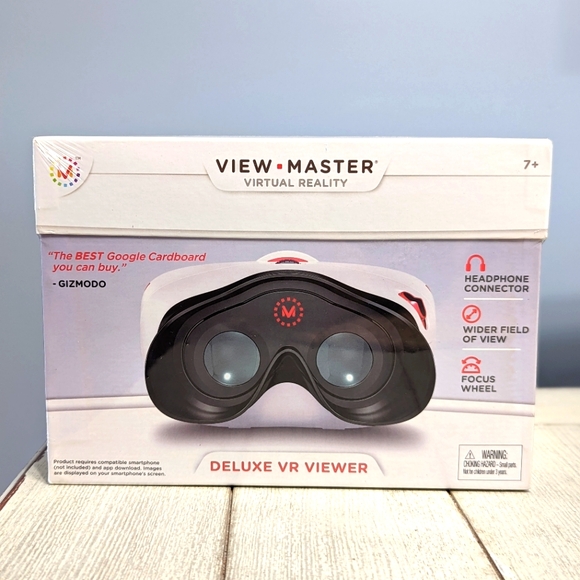 BNIB View Master Deluxe VR Viewer - Picture 1 of 4
